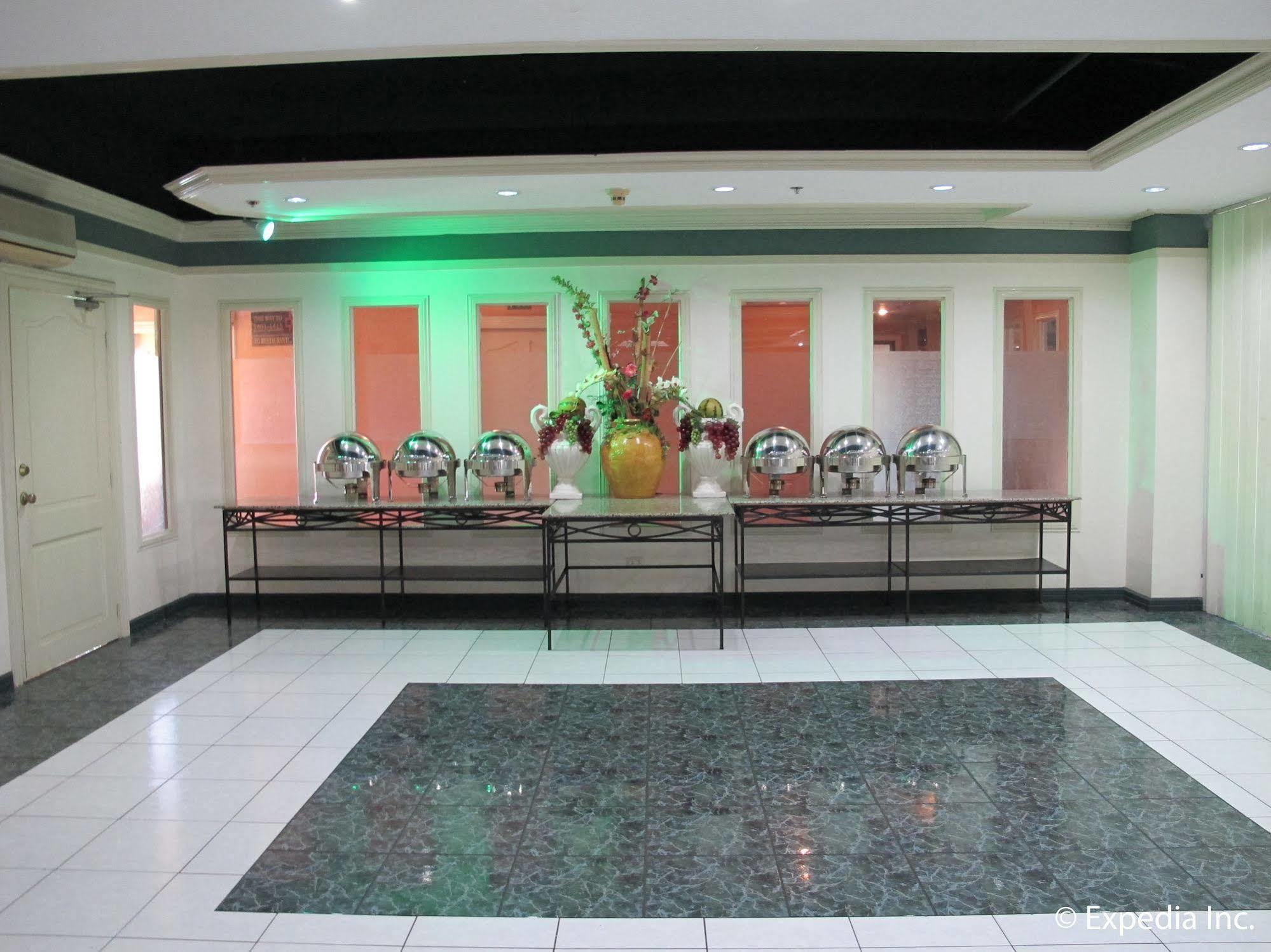 Metro Park Hotel - Cebu City Dış mekan fotoğraf
